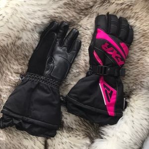 NWOT FXR women’s fusion racing gloves